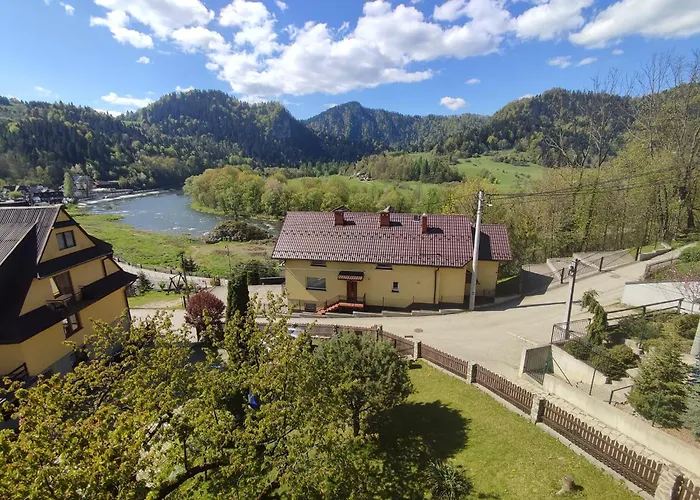 Pokoje I Apartamenty U Dragonka Sniadania I Obiady